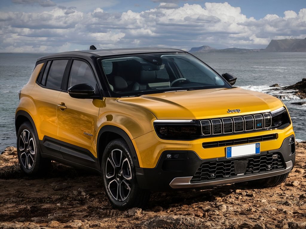 City car compatta per noleggio lungo termine